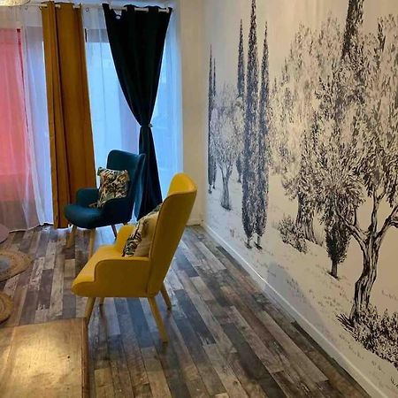 Appartement Avec Cours ジアン エクステリア 写真